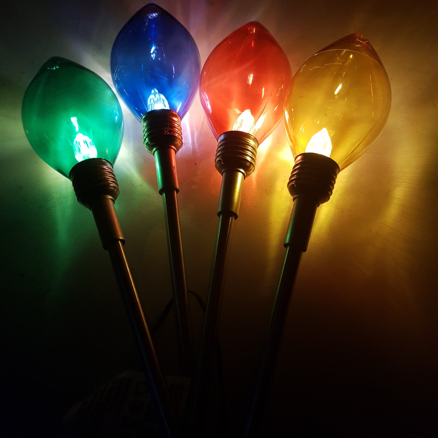 4 Multicoloured Stake Lights Christmas Decoration Battery Operated Timer