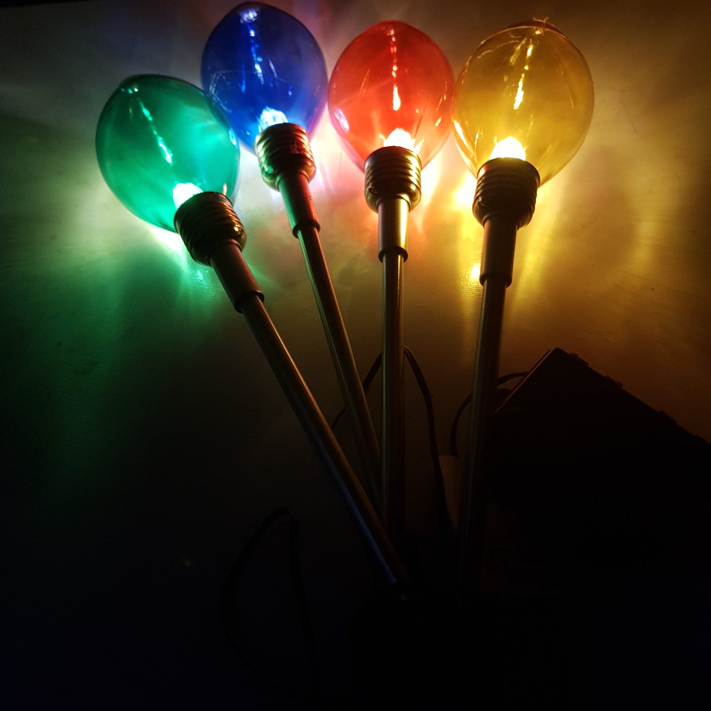 4 Multicoloured Stake Lights Christmas Decoration Battery Operated Timer