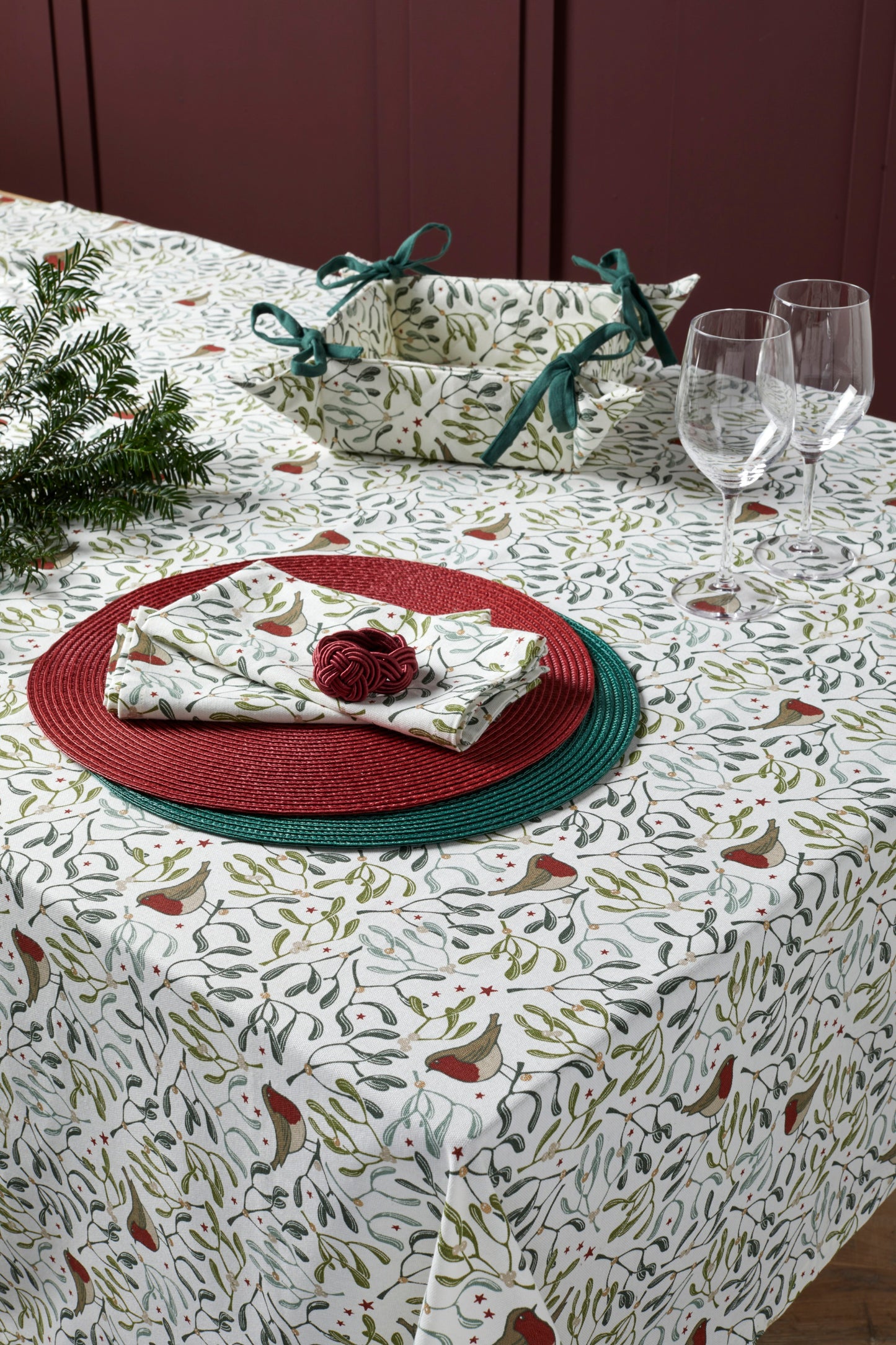Walton and Co Robins and Mistletoe Christmas Tablecloth 100cm X 100cm
