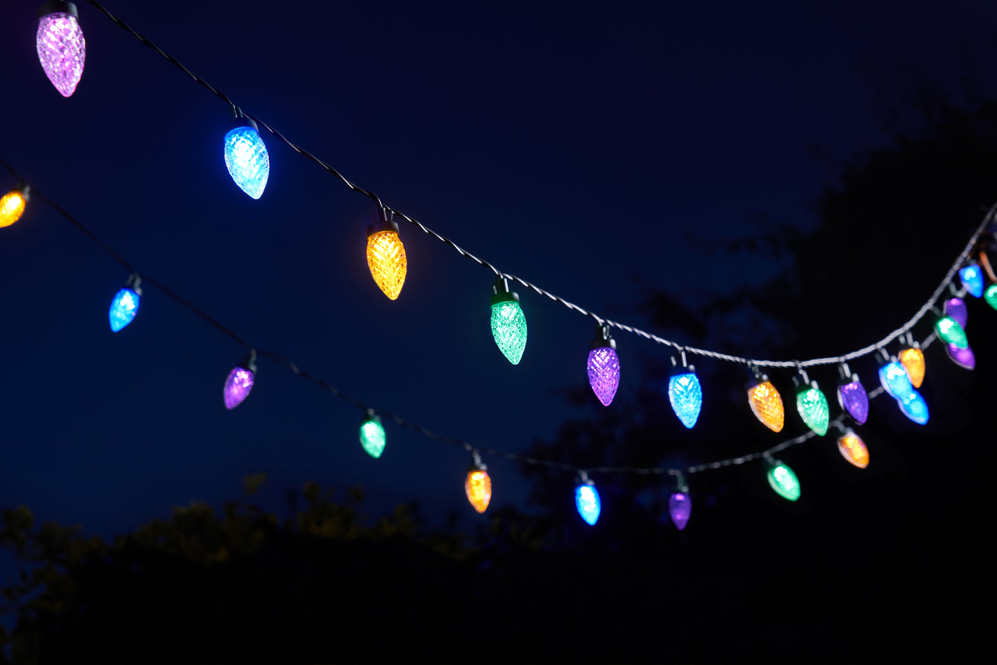 30 Dual Power Dual Colour Pine Cone String Lights - Solar or Mains Operated - Outdoor