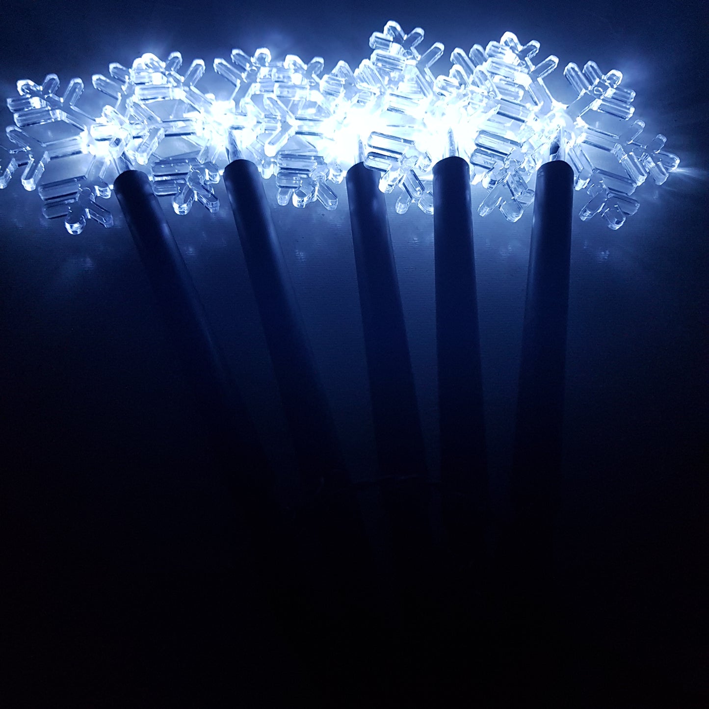 5 Snowflake Stake Lights Christmas Decoration Battery Operated Timer Ice White