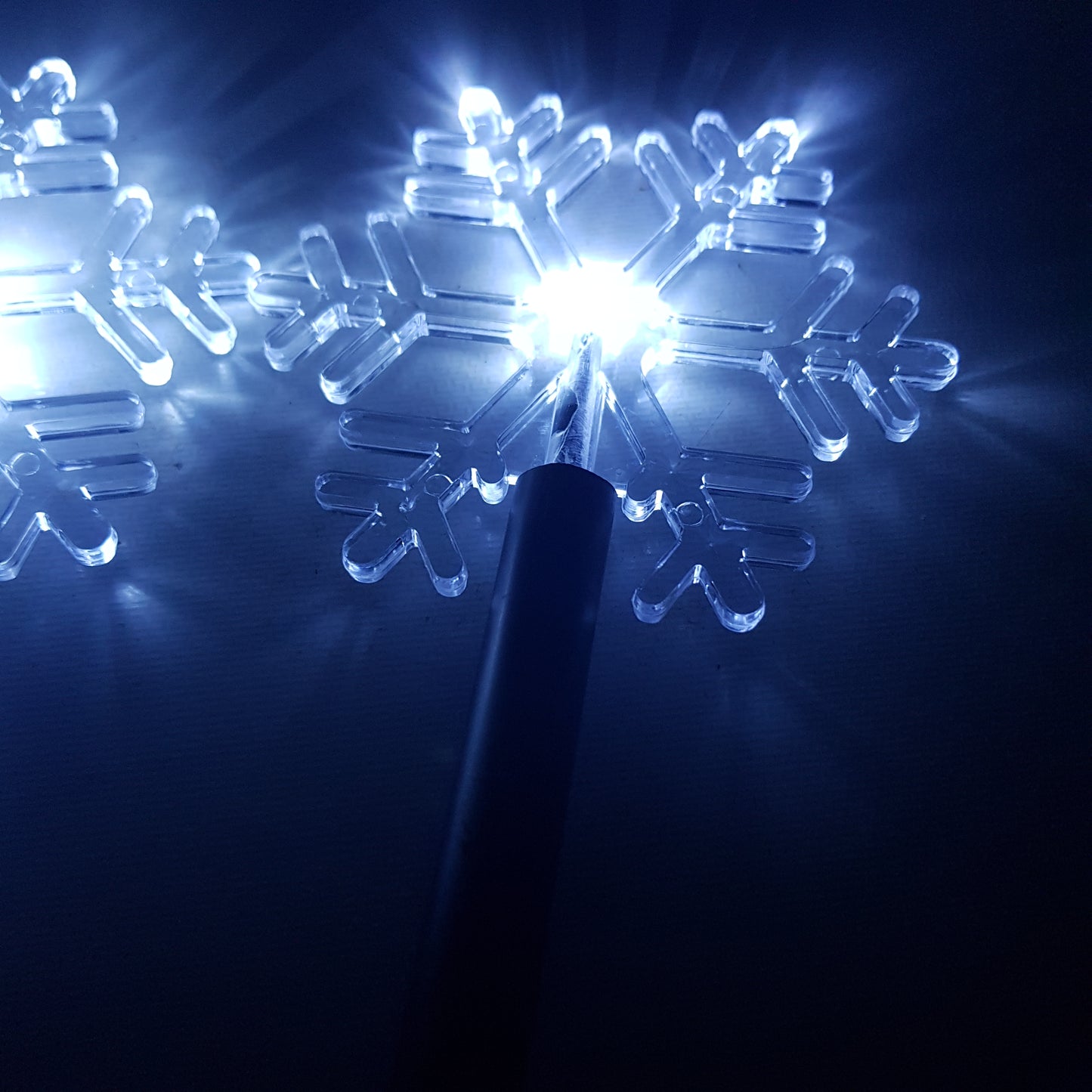 5 Snowflake Stake Lights Christmas Decoration Battery Operated Timer Ice White