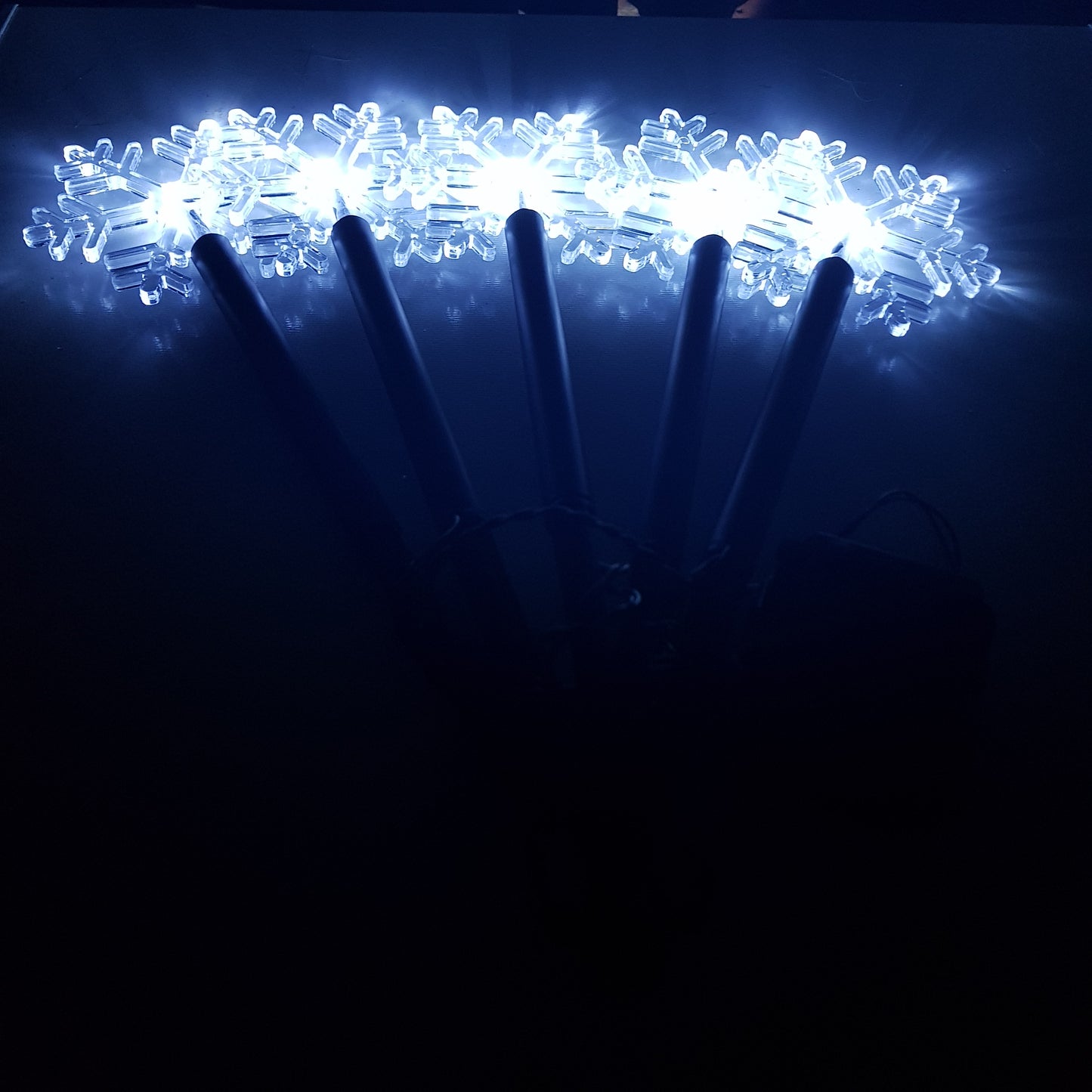 5 Snowflake Stake Lights Christmas Decoration Battery Operated Timer Ice White