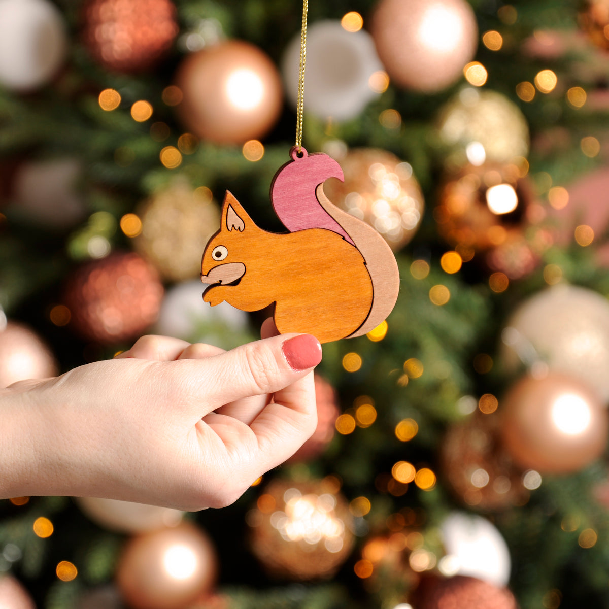 8cm Wooden Squirrel Hanging Decoration