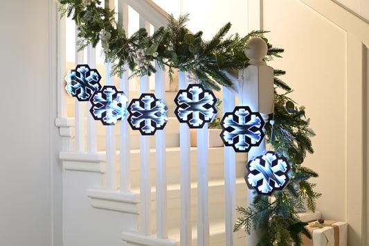 Infinity Light Christmas Garland - 6 Snowflakes - Ice White