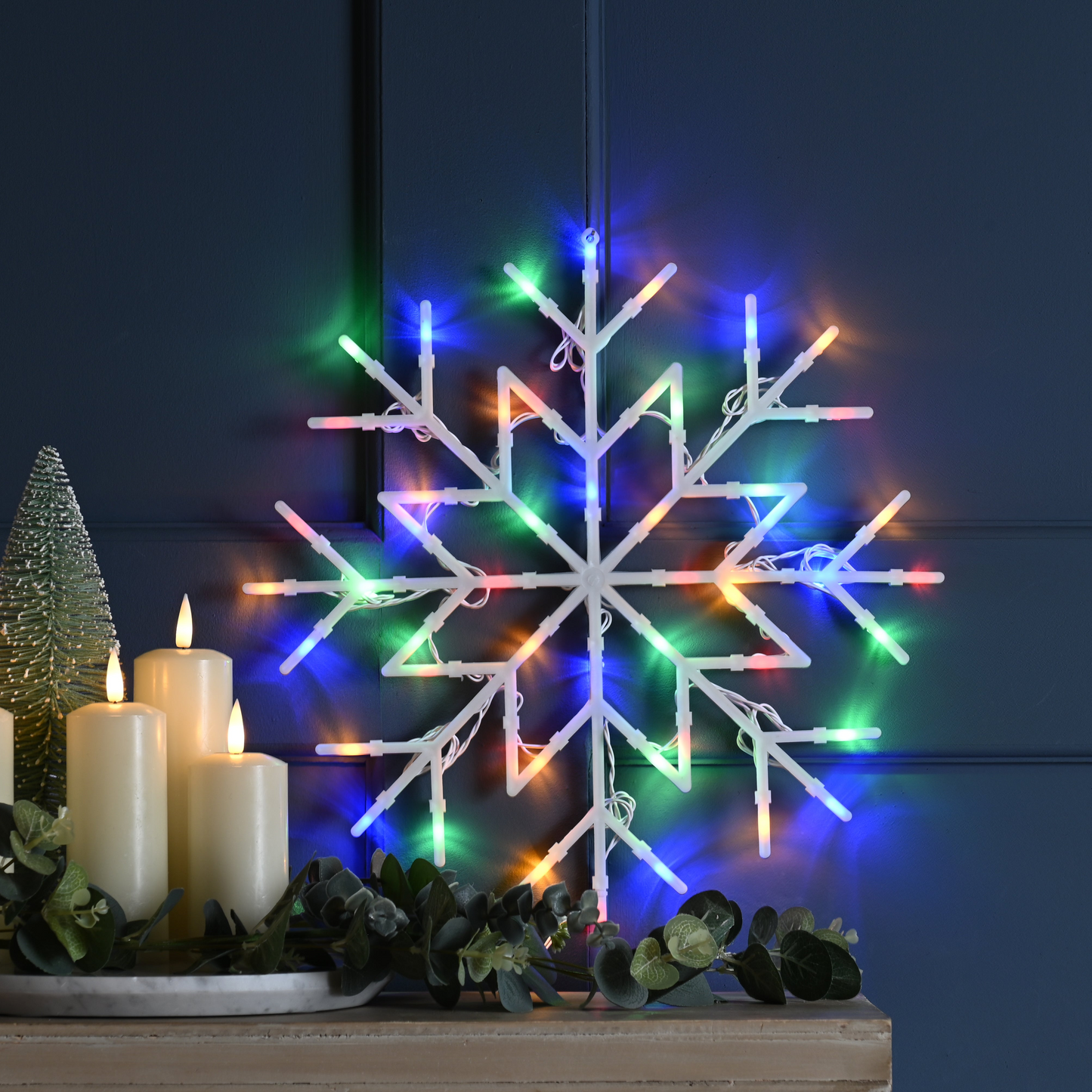Multicoloured Snowflake - Static or Flashing - Battery Operated